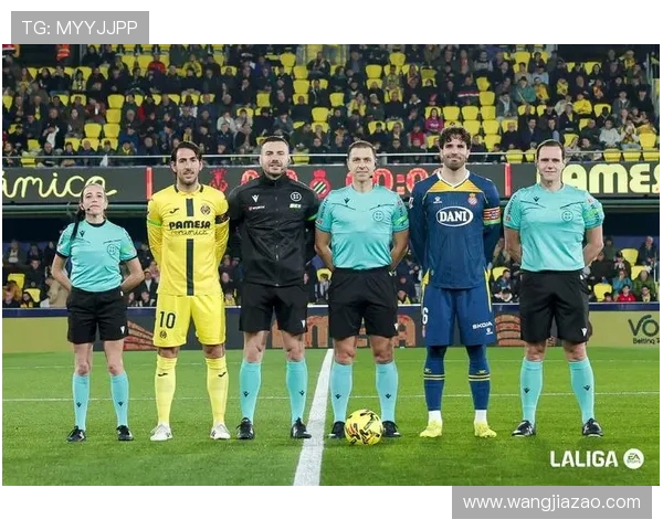 黄潜2-1逆转西班牙人,阿约塞-佩雷斯双响,巴埃纳两助攻 黄潜2-1逆转西班牙人,阿约塞-佩雷斯双响,巴埃纳两助攻